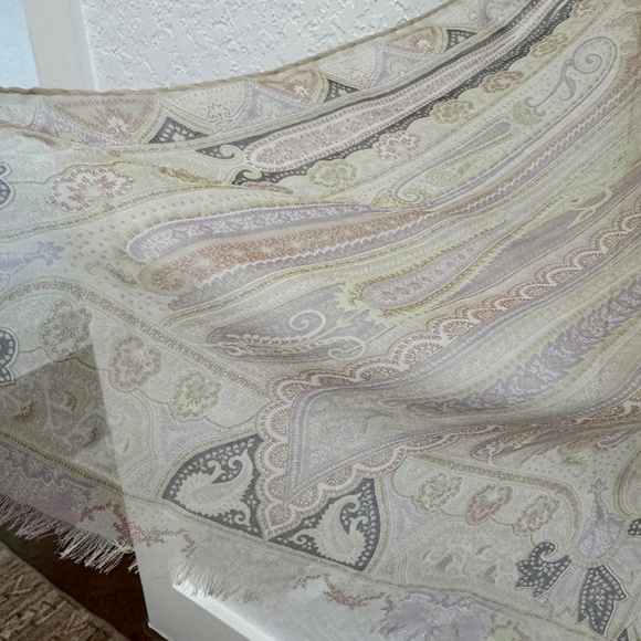 Etro silk scarf - Picture 7 of 8